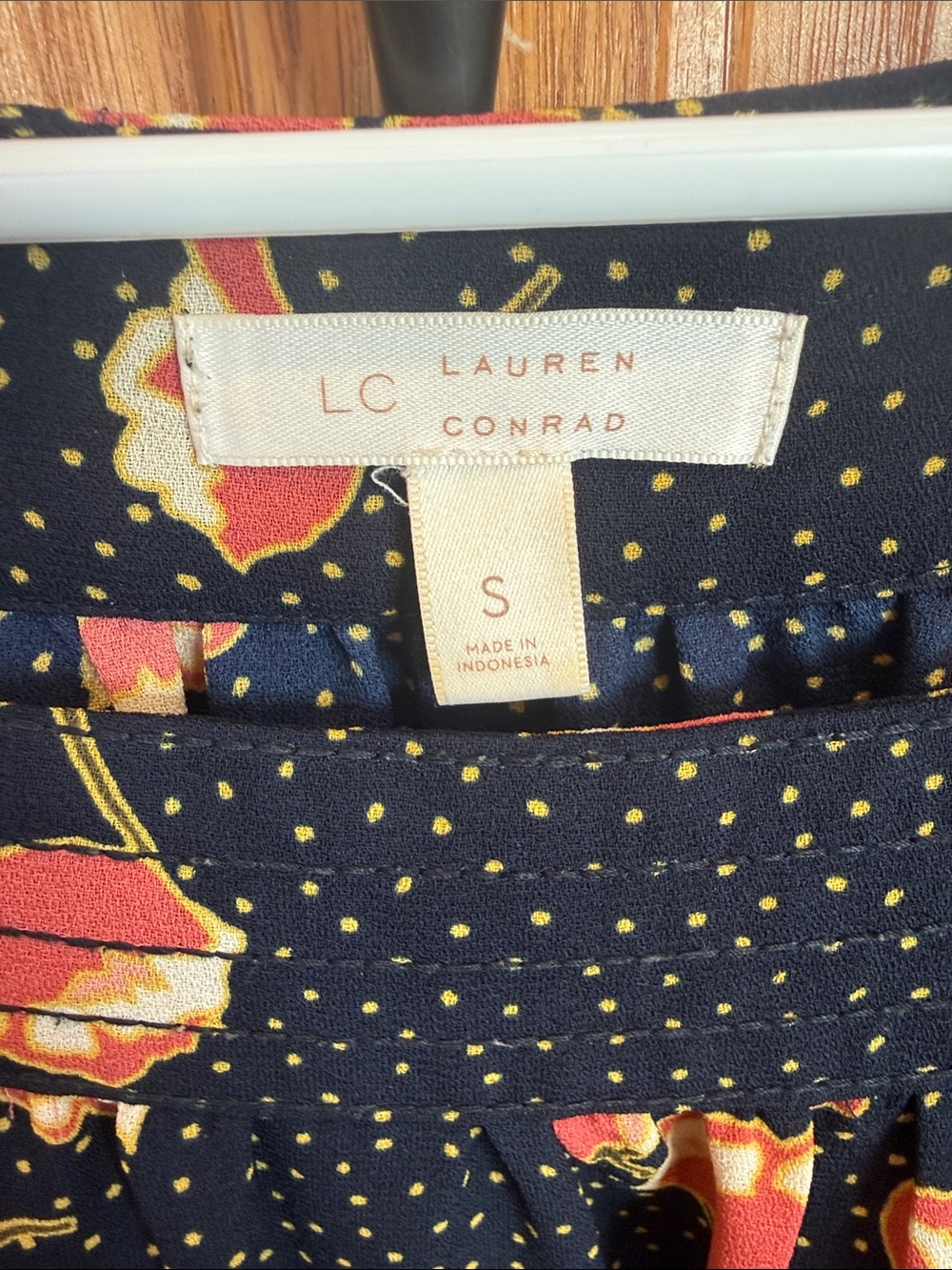 357 LC Lauren Conrad Small Navy Floral Polka Dot Long Sleeve Peasant Blouse - Picture 3 of 7